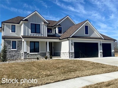 /international/us/5151-nw-47th-terrace-riverside-mo-110101142079/