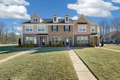 /international/us/5821-crestlawn-court-pfafftown-nc-110097691924/?lang=zh-tw