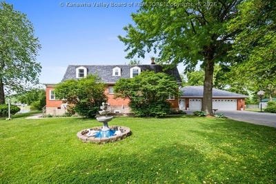 /international/us/16-b-street-st-albans-wv-110107722245/