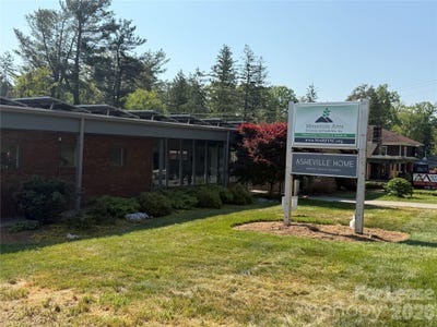 /international/us/573-merrimon-avenue-asheville-nc-110107985471/