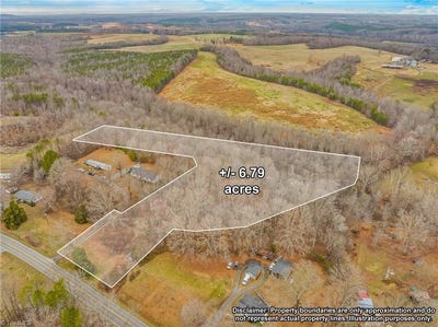 /international/us/1827-us-highway-311-walnut-cove-nc-110106128353/