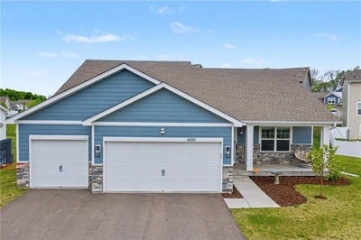 /international/us/14211-cheshire-lane-n-dayton-mn-110108383254/