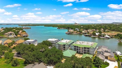 /international/us/2509-diagonal-horseshoe-bay-tx-110108959242/