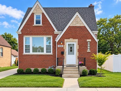 /international/us/3226-grand-boulevard-brookfield-il-110110368188/