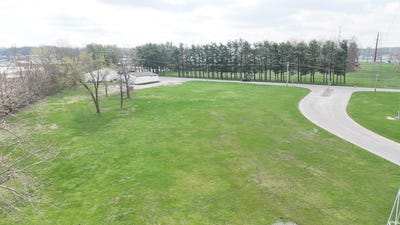 /international/us/foxwood-lot-3-court-monticello-in-110107033963/