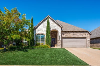 /international/us/2740-chimney-rock-road-burleson-tx-110120482808/
