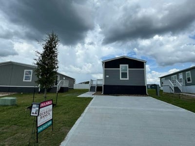/international/us/38-open-range-trail-willis-tx-110105108465/
