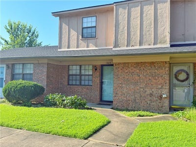 /international/us/1404-e-o-street-russellville-ar-110108974955/
