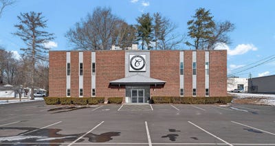 /international/us/48-kingsbury-ave-tolland-ct-110108974557/