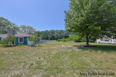 /international/us/4535-thompson-road-norton-shores-mi-110100249230/