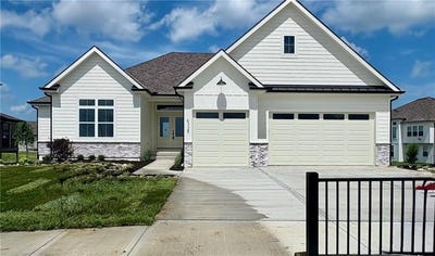 /international/us/4738-nw-sienna-ridge-riverside-mo-110098980685/