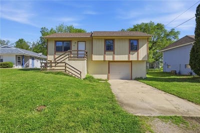 /international/us/711-park-street-clinton-mo-110107691043/