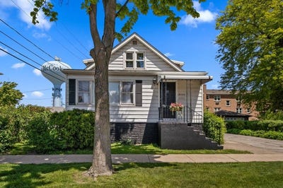 /international/us/8434-w-50th-street-mccook-il-110108173687/