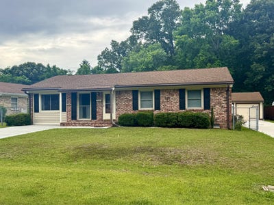 /international/us/1213-saylors-avenue-moncks-corner-sc-110108411610/