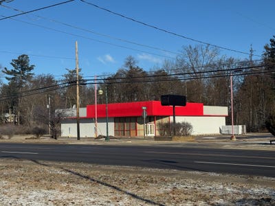 /international/us/1200-w-houghton-lake-drive-prudenville-mi-110106296256/