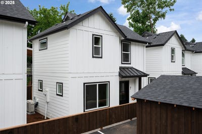 /international/us/4103-se-olsen-st-milwaukie-or-110100562632/