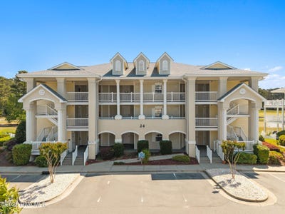 /international/us/1215-n-middleton-drive-nw-calabash-nc-110107384477/