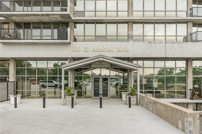 /international/us/600-admiral-boulevard-kansas-city-mo-110107984500/