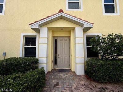 /international/us/4361-lazio-way-fort-myers-fl-110108504625/