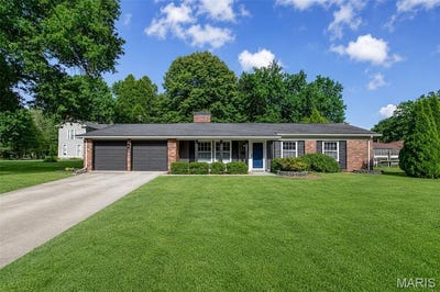 /international/us/714-hillsboro-avenue-edwardsville-il-110108538749/