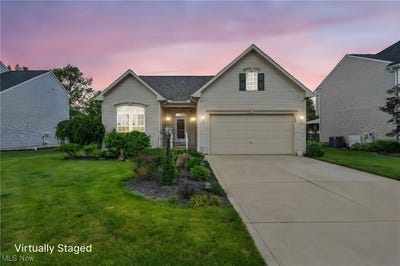 /international/us/143-stone-ridge-way-berea-oh-110100215365/