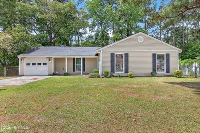/international/us/1103-brynn-marr-road-jacksonville-nc-110107681738/