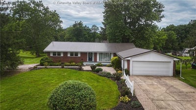 /international/us/136-nu-chance-drive-ravenswood-wv-110108537818/