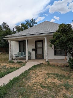 /international/us/219-e-indiana-ave-walsenburg-co-110101932500/
