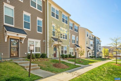 /international/us/523-caddy-alley-charlottesville-va-110107318581/