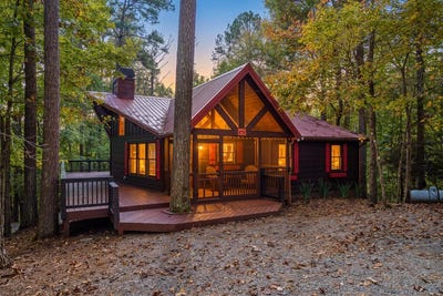 /international/us/95-miramar-drive-ellijay-ga-110120536576/