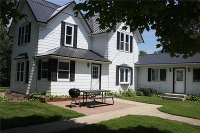 /international/us/10698-625th-avenue-emmons-mn-110100966379/