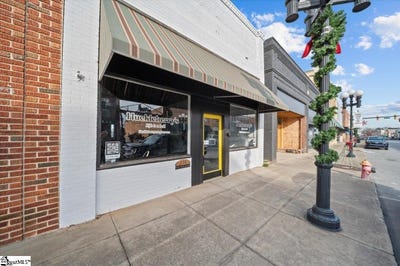 /international/us/116-w-main-street-union-sc-110104259023/