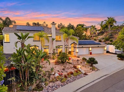 /international/us/2602-canyon-crest-drive-escondido-ca-110120068948/