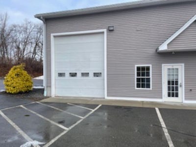 /international/us/34-pelham-road-salem-nh-110104947888/