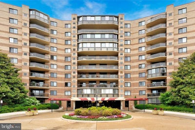/international/us/8370-greensboro-drive-mclean-va-110099831588/