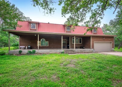 /international/us/222-indiana-rd-lockhart-tx-110107877908/