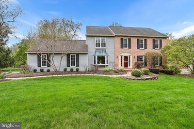 /international/us/127-cloverly-lane-west-chester-pa-110107397756/