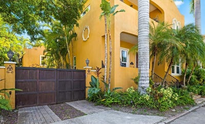 /international/us/1724-cherry-lane-sarasota-fl-110103009851/
