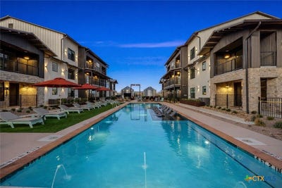 /international/us/634-central-parkway-new-braunfels-tx-110107419713/