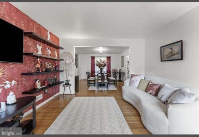 /international/us/8210-streamwood-drive-baltimore-md-110108074320/