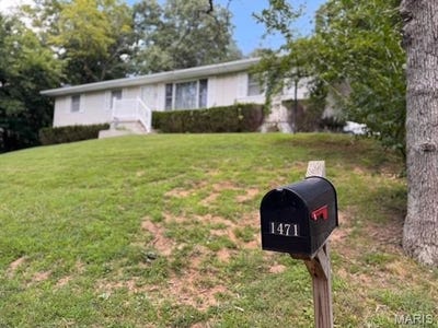 /international/us/1471-hillside-drive-pevely-mo-110100981696/