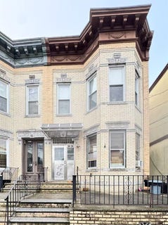 /international/us/94-26-86-road-woodhaven-ny-110097277583/?lang=zh-tw