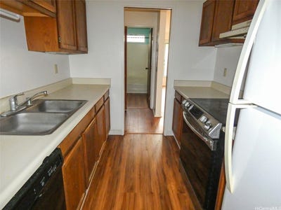 /international/us/46-63-emepela-place-kaneohe-hi-110106533498/