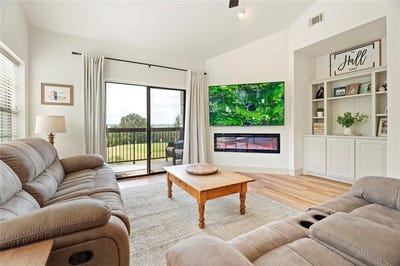 /international/us/26035-heartwood-drive-whitney-tx-110095500874/