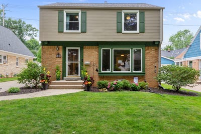 /international/us/171-n-89th-st-wauwatosa-wi-110101149021/