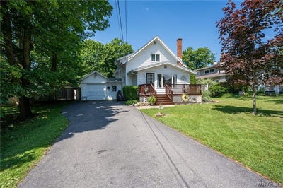 /international/us/136-s-lincoln-avenue-orchard-park-ny-110109068465/