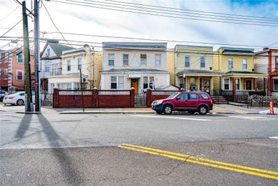 /international/us/99-32-alstyne-avenue-corona-ny-110097700872/?lang=zh-tw