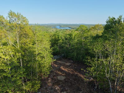 /international/us/2-grande-view-road-orland-me-110108578963/