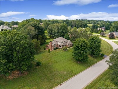 /international/us/7315-wind-dance-parkway-greenville-in-110101338873/