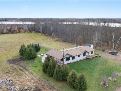 /international/us/23605-state-highway-18-deerwood-mn-110106729943/